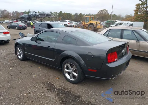 2008 Ford Mustang Gt Deluxe/Gt Premium z USA, uszkodzony, nr VIN 1ZVHT82H085200495